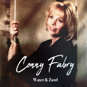 Conny Farby - water en zand