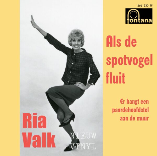 Ria Valk - Als de spotvogel fluit - Er hangt een paardehoofstel aan de muur