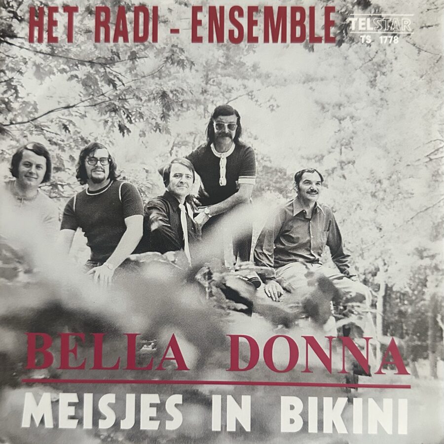 Het Radi Ensemble - Bella Donna - Meisjes in Bikini